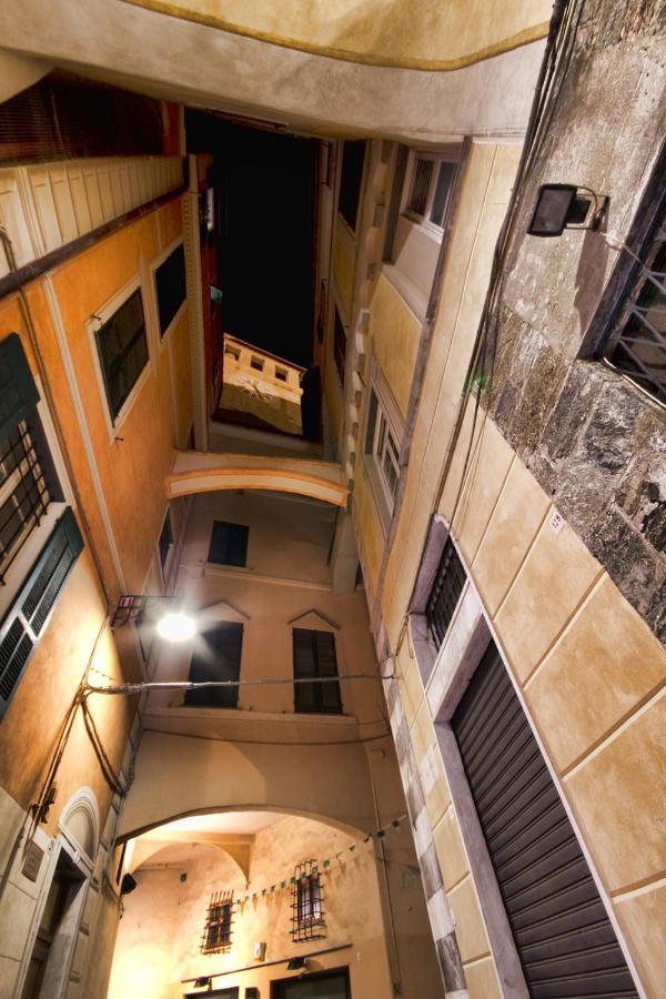 Il Nido Di Giraben Lägenhet Savona Exteriör bild